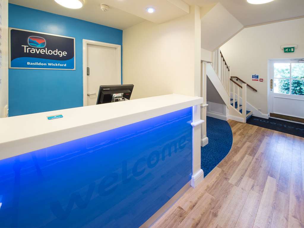Travelodge Basildon 威克福德 内观 照片